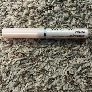 Mary Kay TimeWise Age-Fighting Lip Primer
